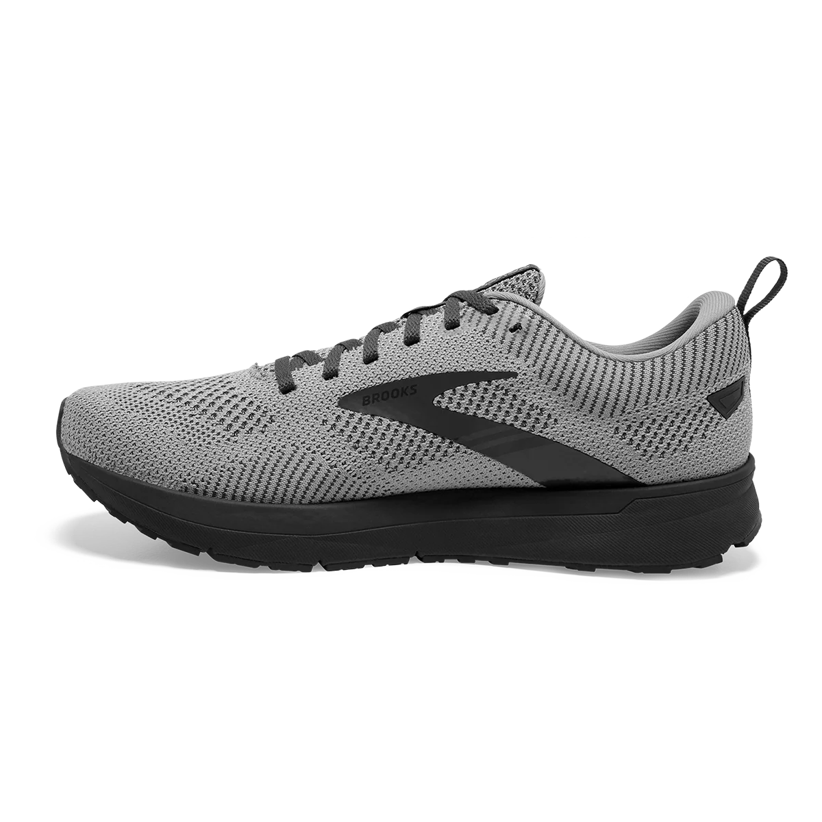 Brooks Revel 5