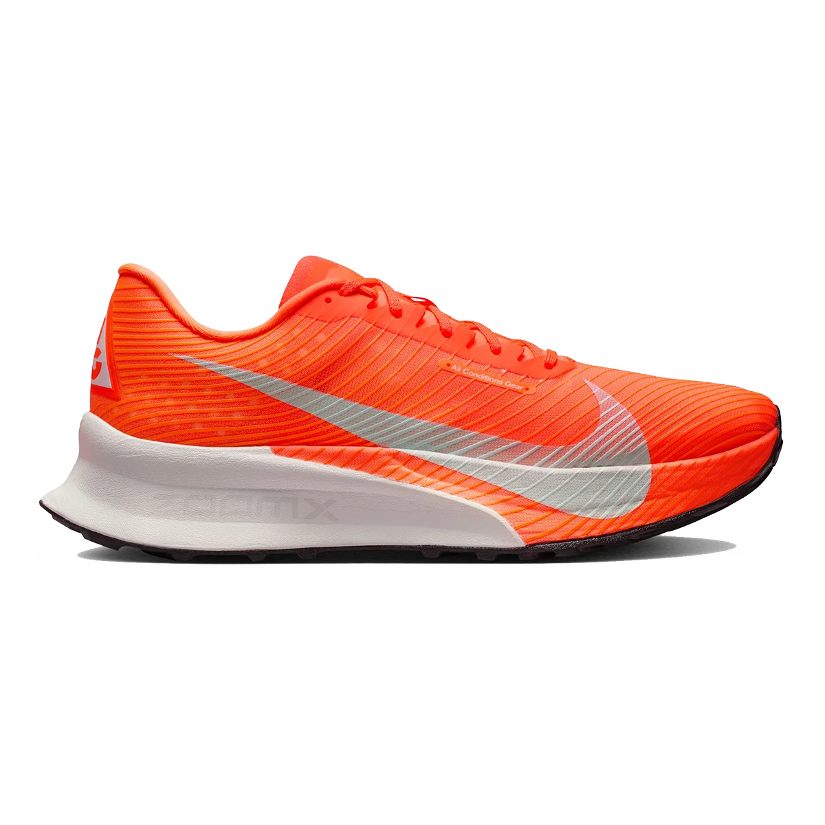 Nike ACG Ultrafly 2