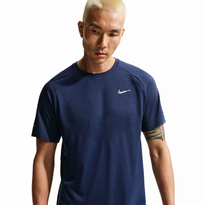 Nike Stride Shortsleeve