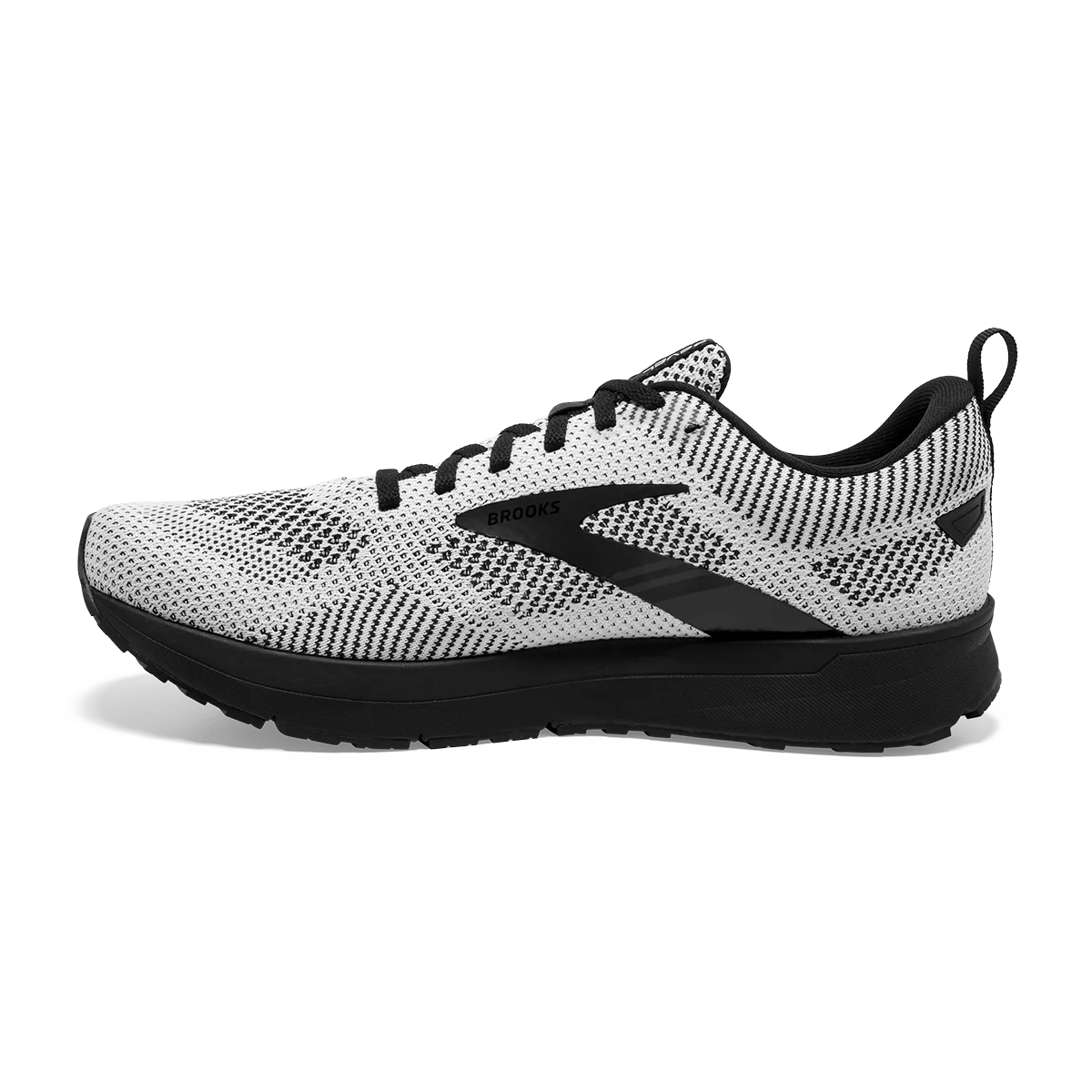 Brooks Revel 5