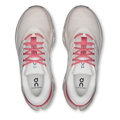 ON Cloudrunner 3