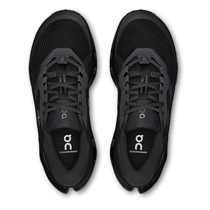 ON Cloudrunner 3
