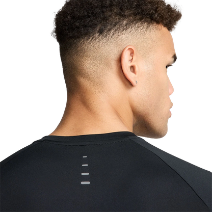 Nike Stride Shortsleeve