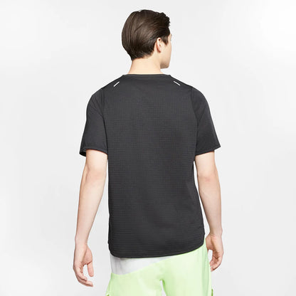 Nike Rise 365 Shortsleeve