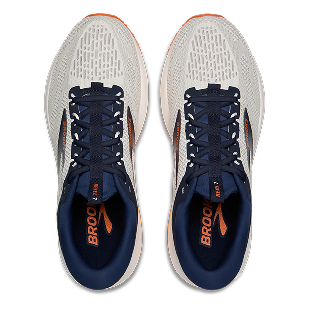 Brooks Revel 7