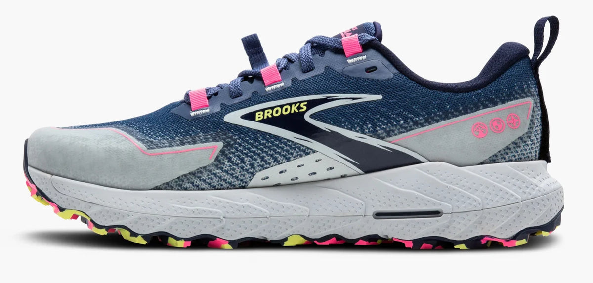 Women's Brooks Cascadia 18 (Clearance)