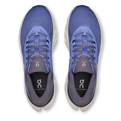 ON Cloudrunner 3