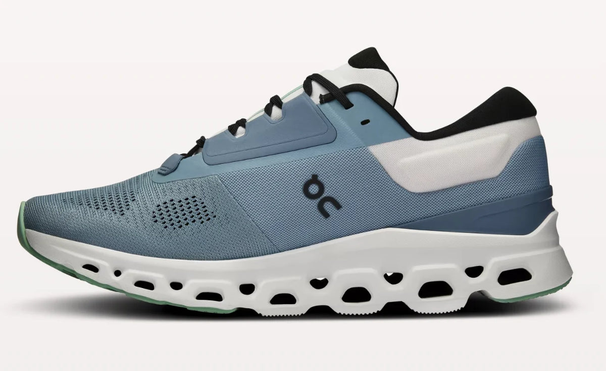 Men's On Cloudstratus 3 (Clearance)
