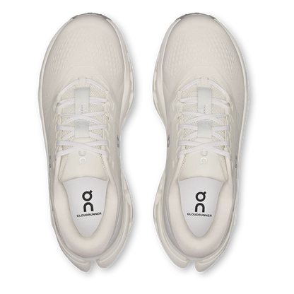ON Cloudrunner 3