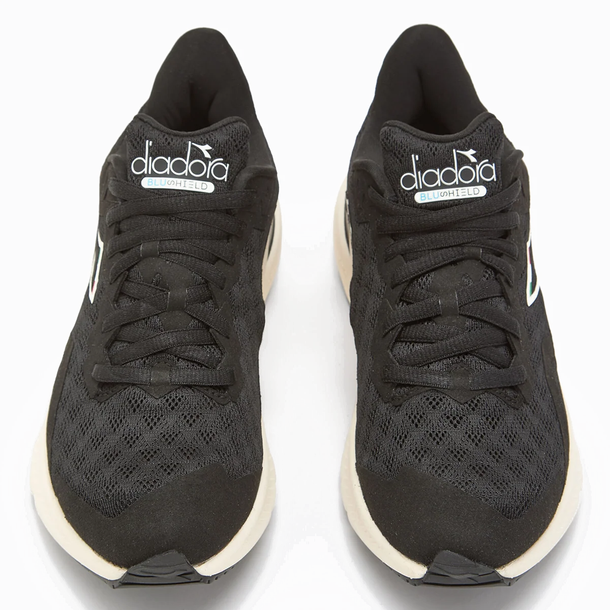 Diadora Mythos Blushield Volo 3