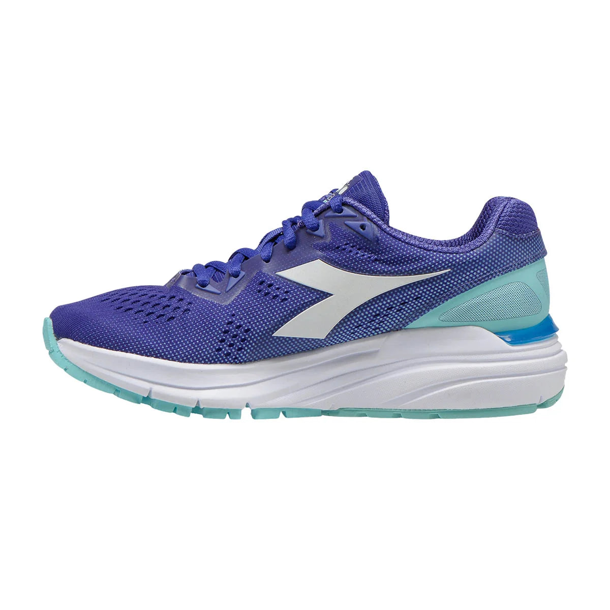 Diadora Mythos Blushield 3