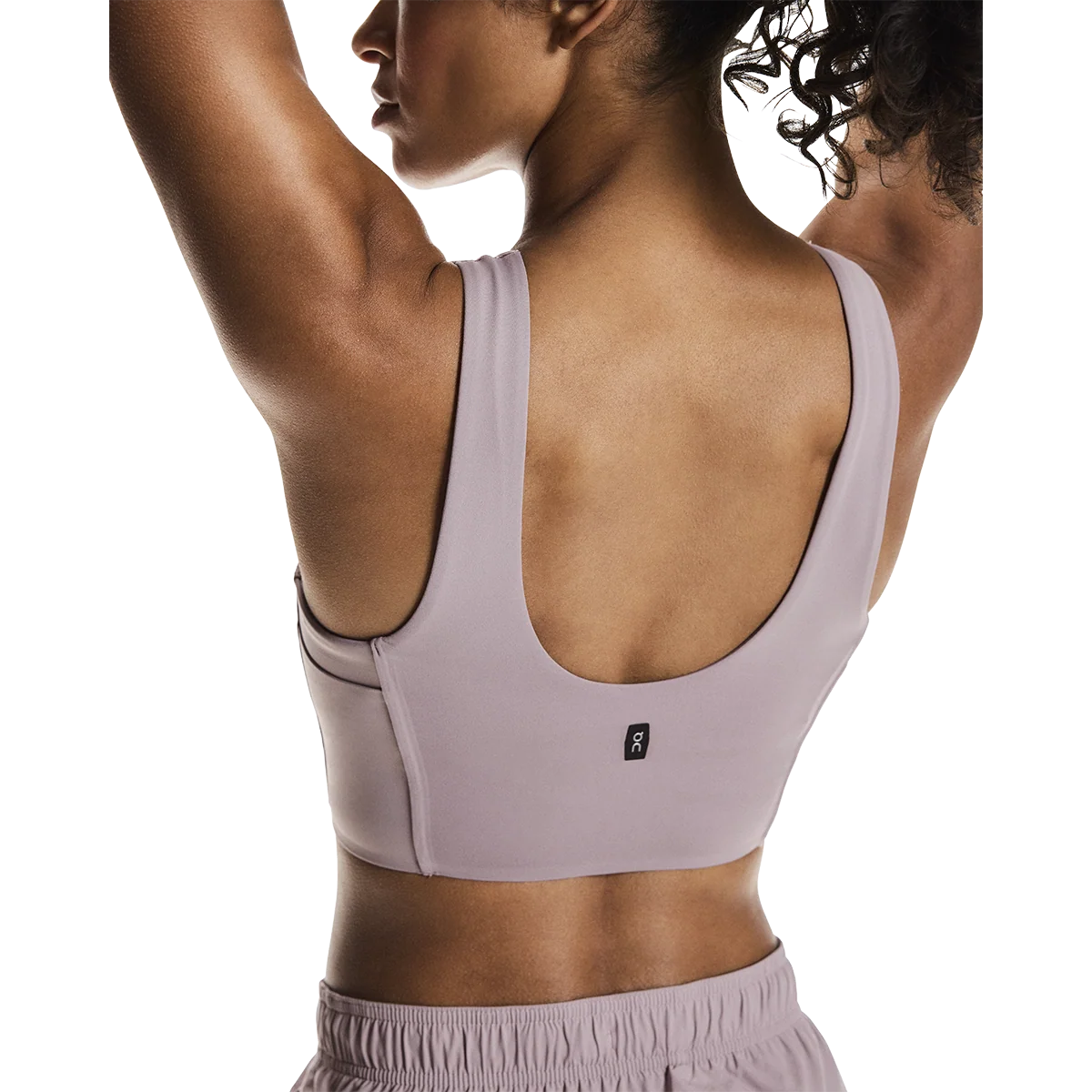 ON Core 2-in-1 Crop