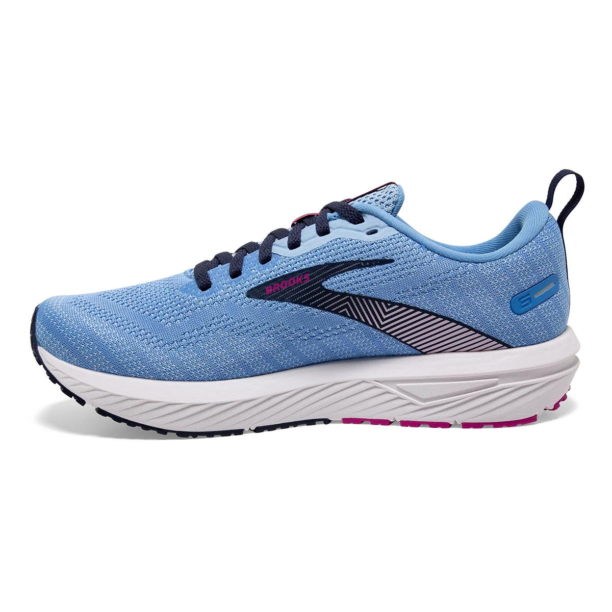 Brooks Revel 6