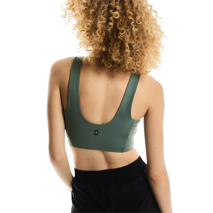 ON Core 2-in-1 Crop