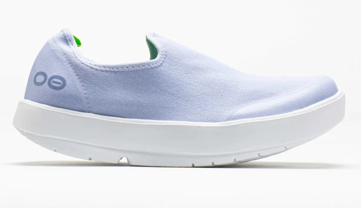 Women's Oofos OOmg eeZee Low Shoe
