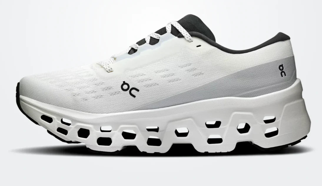 Women's On Cloudmonster 3