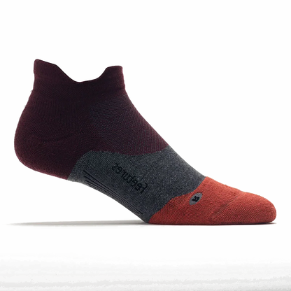 Feetures Elite Max Cushion No Show Tab - Dark Cherry