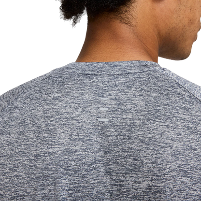 Nike Stride Shortsleeve