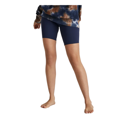 Strut This Sparrow Short