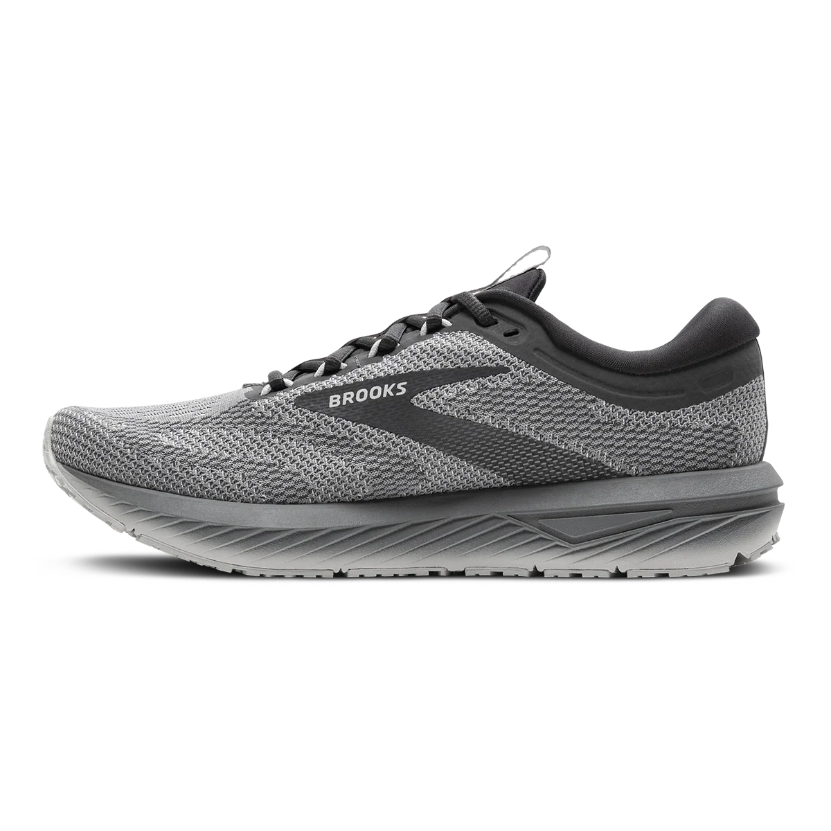 Brooks Revel 7