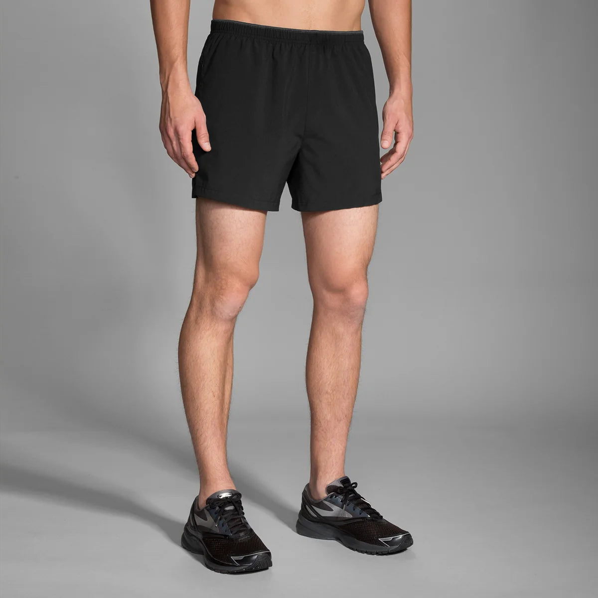Brooks Go-To 5" Short