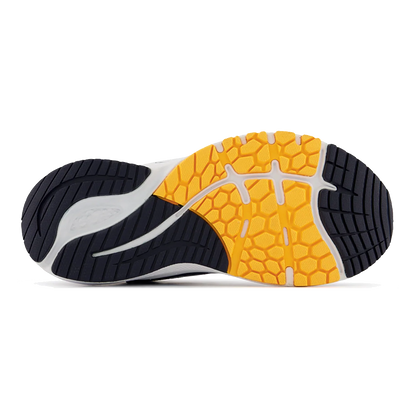 New Balance 860 V11