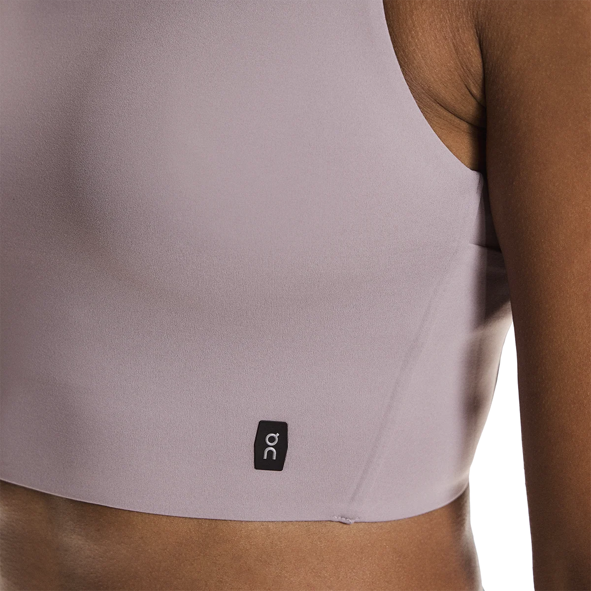 ON Core 2-in-1 Crop