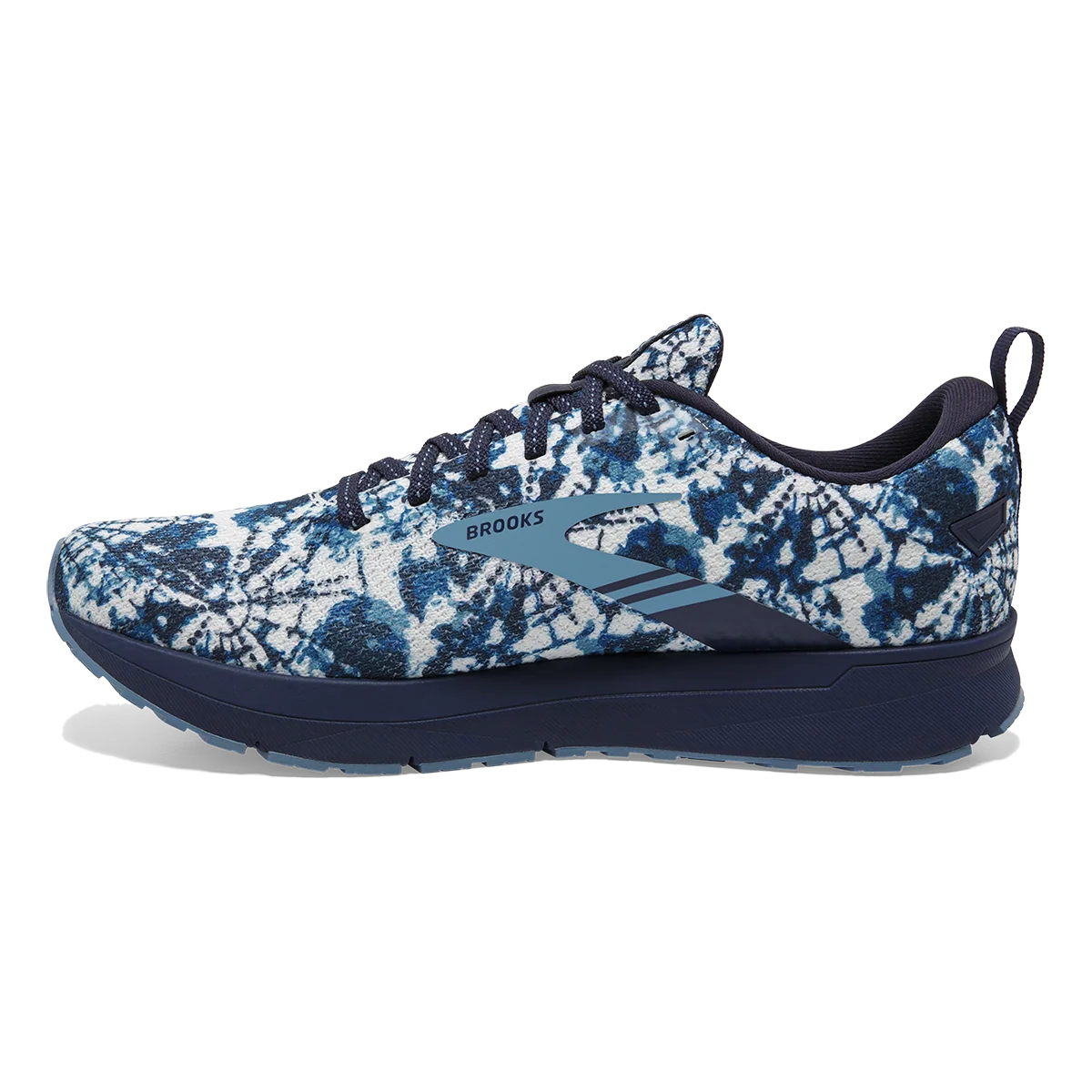 Brooks Revel 5