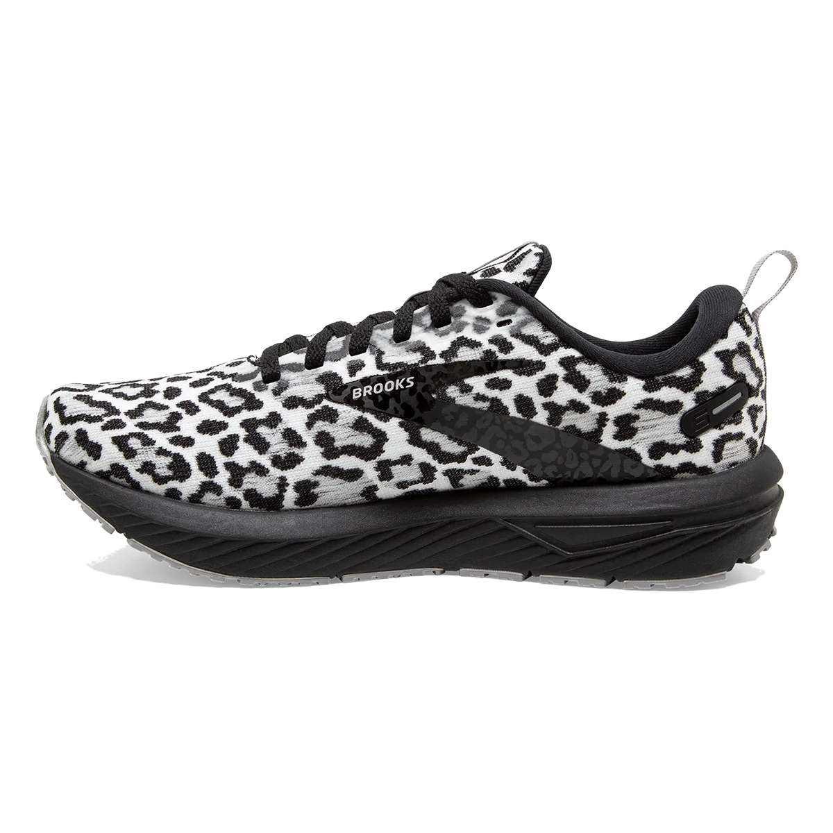 Brooks Revel 6 Run Wild