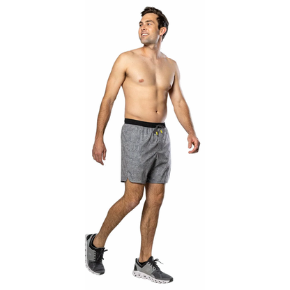 Nathan Printed Essential 7" Short