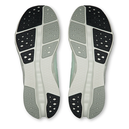 On Cloudsurfer V2
