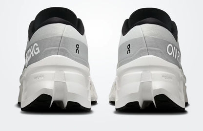 Women's On Cloudmonster 3