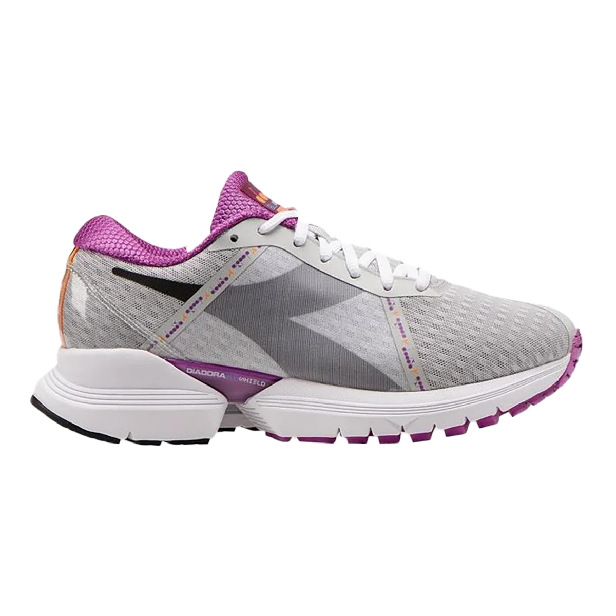 Diadora Mythos Blushield Elite TRX