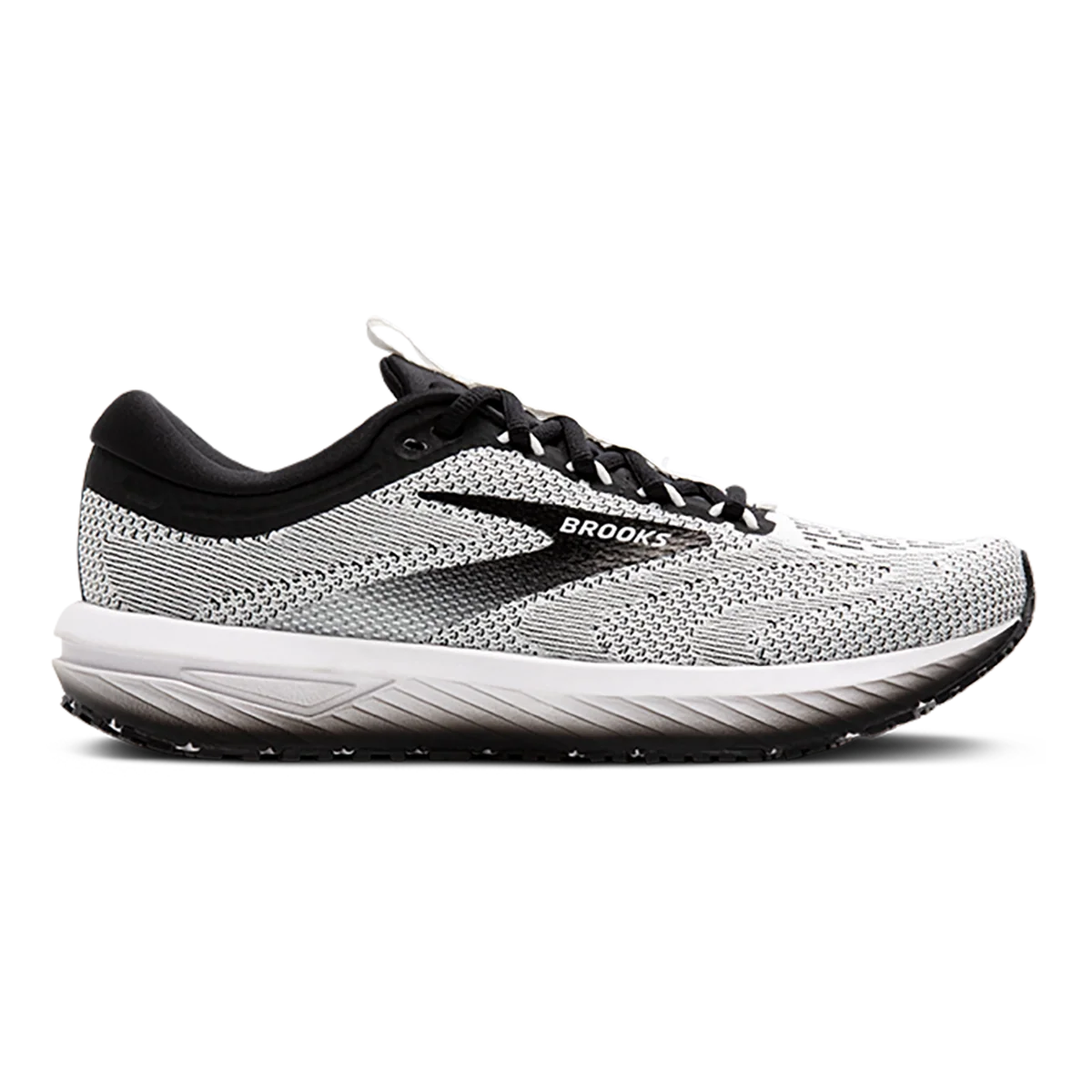 Brooks Revel 7