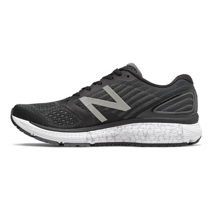 New Balance 860 V9
