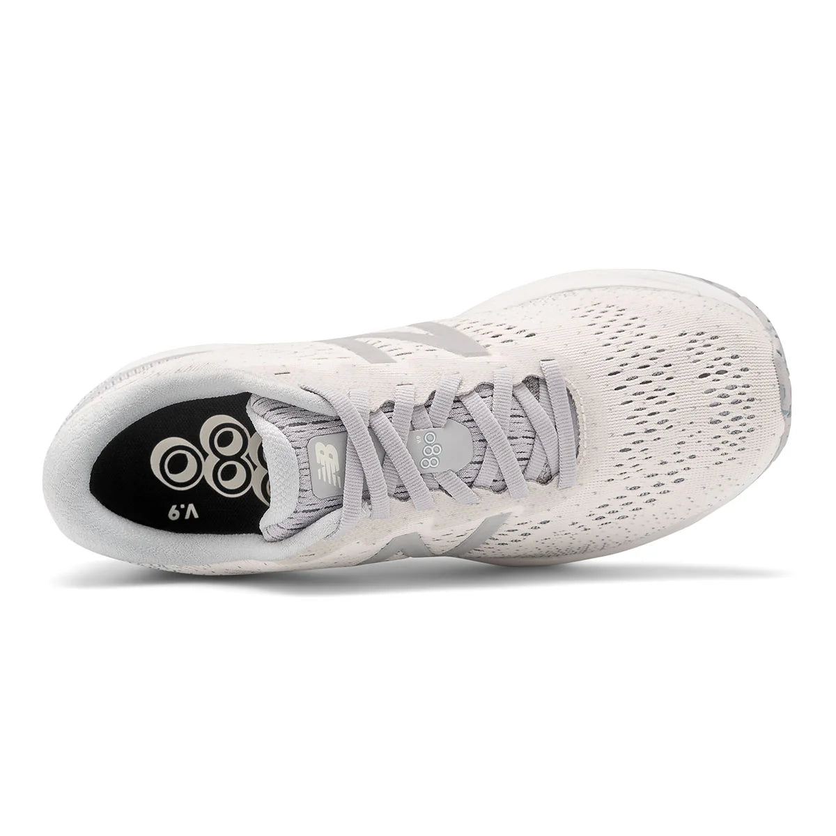 New Balance 880 V9