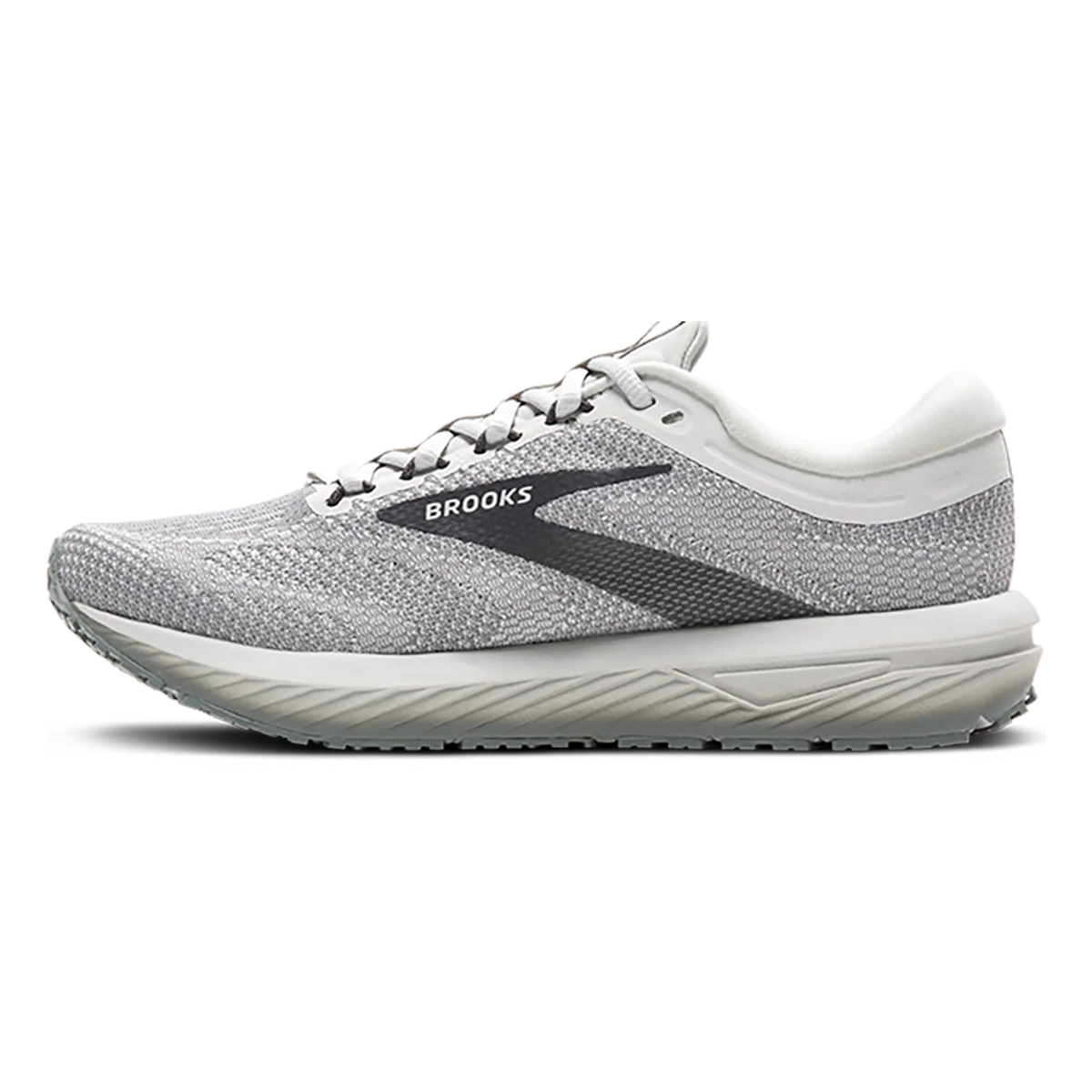 Brooks Revel 7