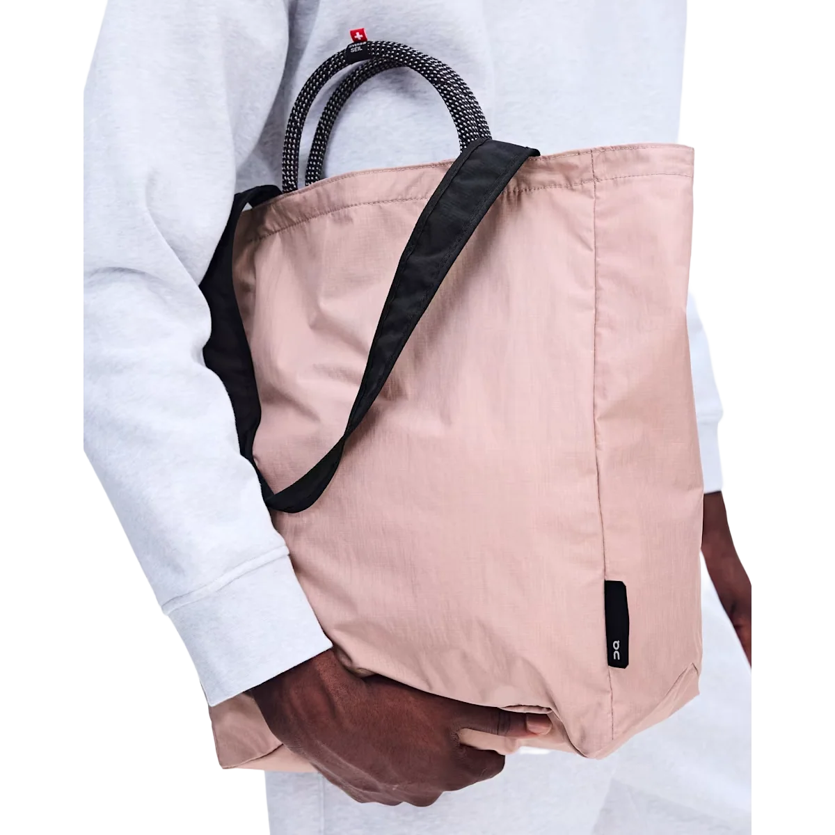 ON Tote Pack 25L