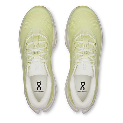 ON Cloudrunner 3