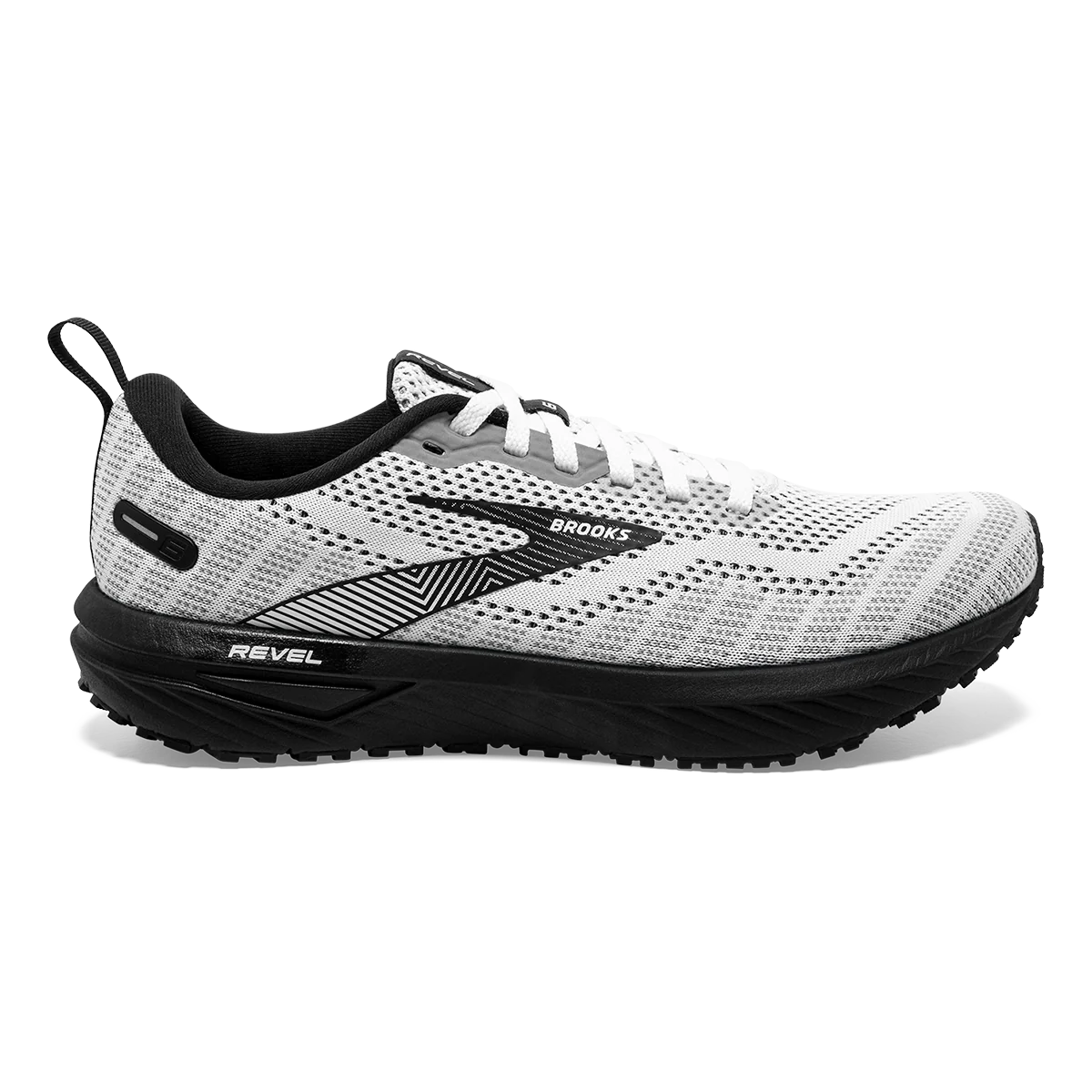 Brooks Revel 6