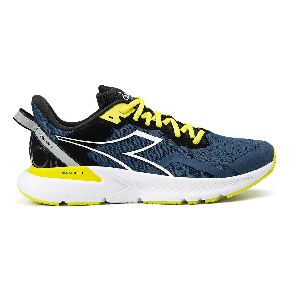 Diadora Mythos Blushield Volo 3