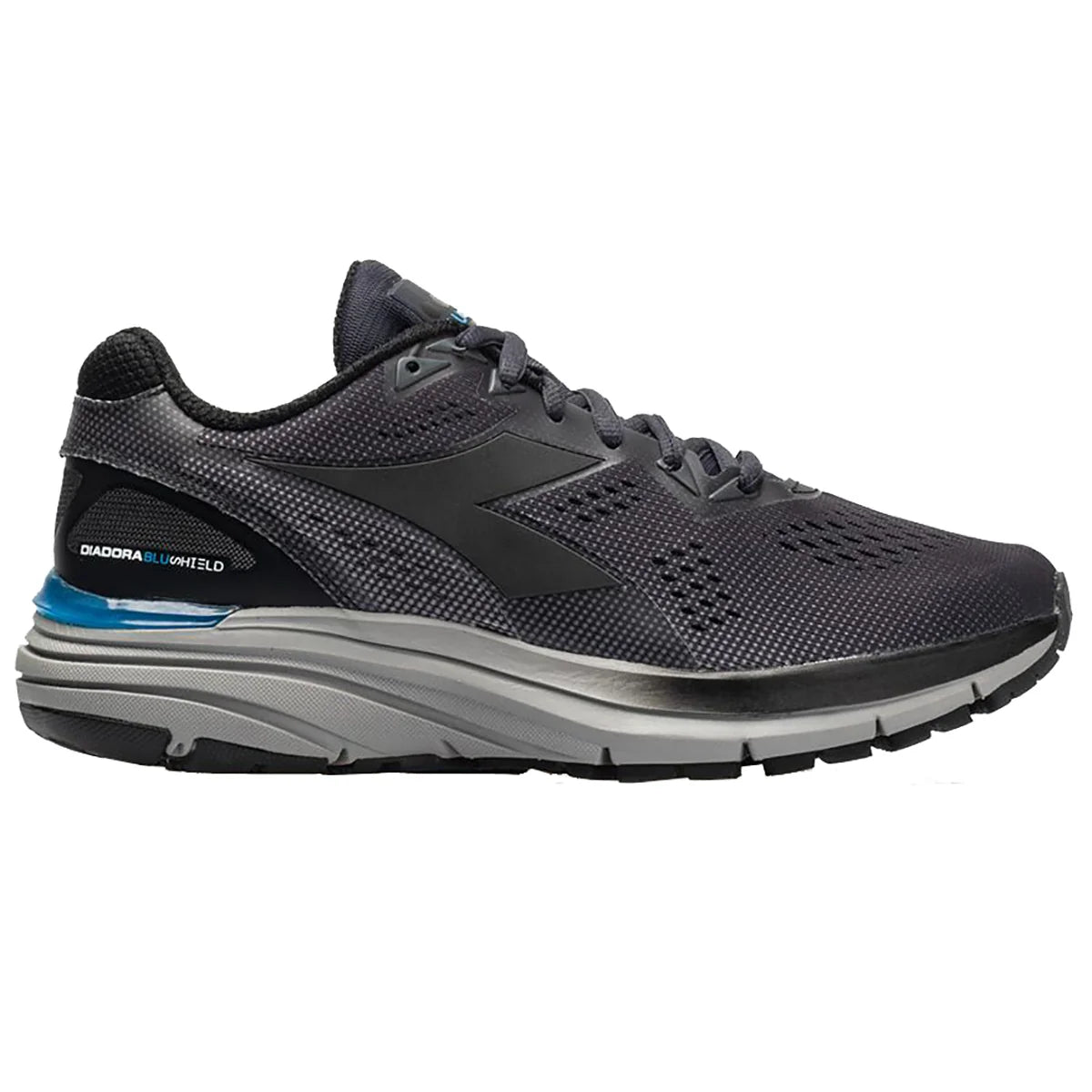 Diadora Mythos Blushield 3