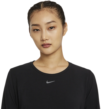 Nike Dri-FIT One Luxe Longsleeve