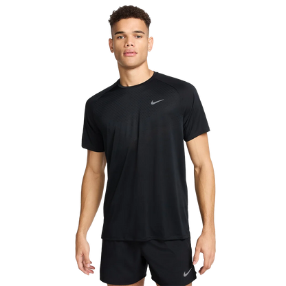 Nike Stride Shortsleeve