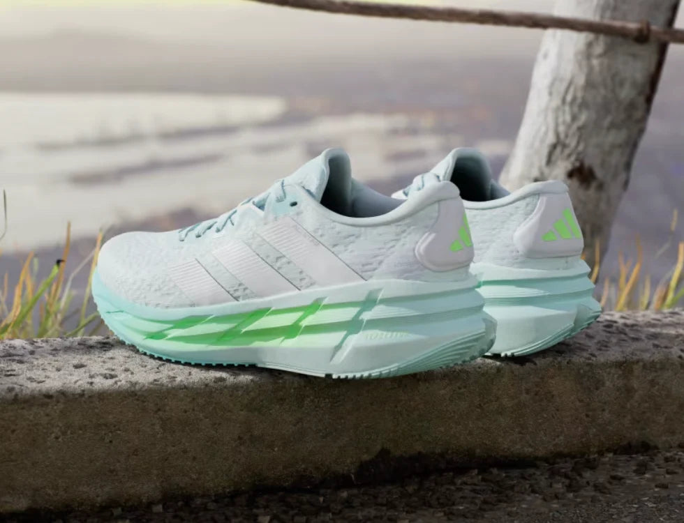Women's Adidas Adistar 4