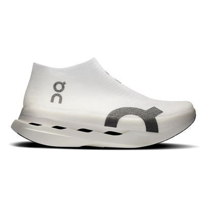 ON Cloudboom Strike LS