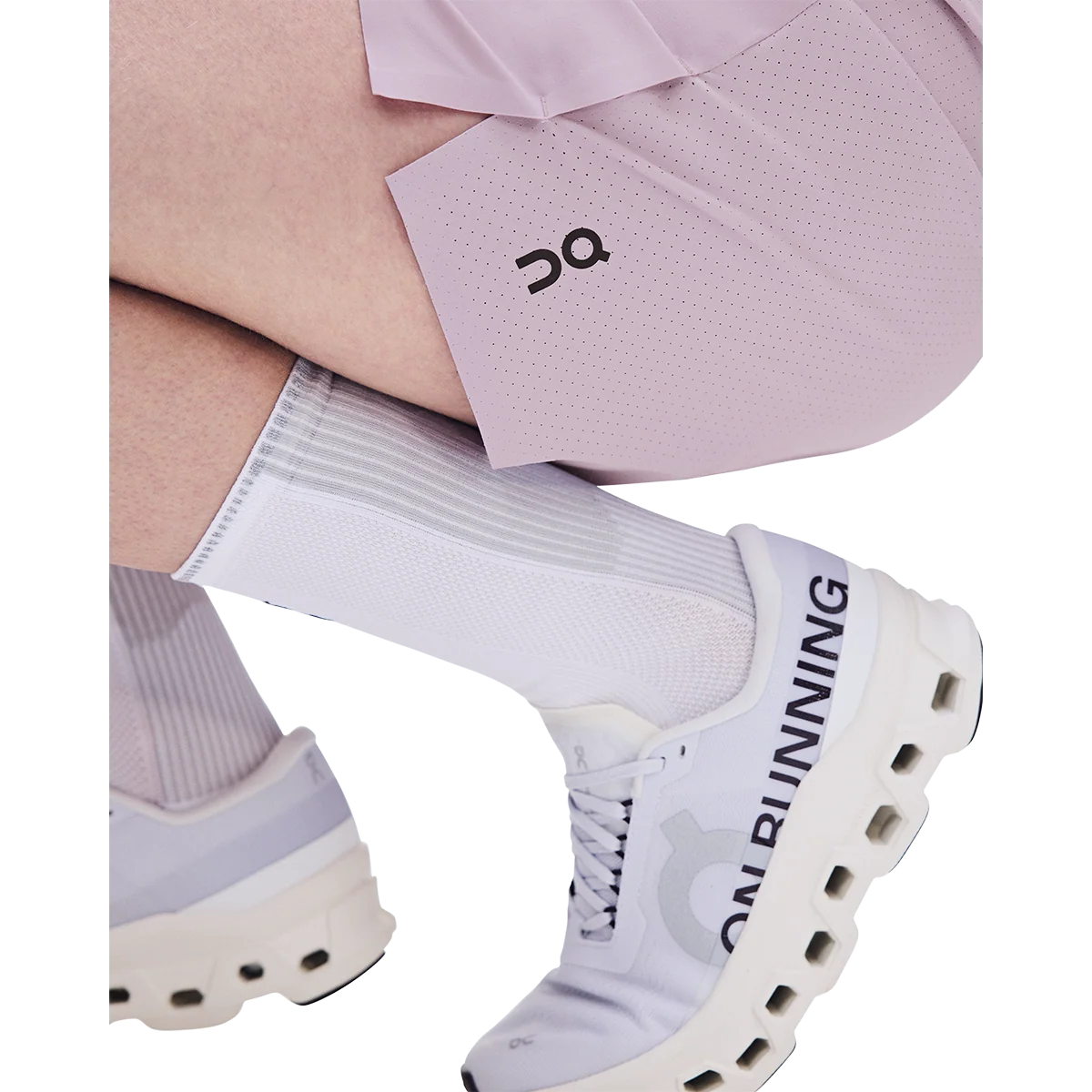 ON 5" Performance Shorts