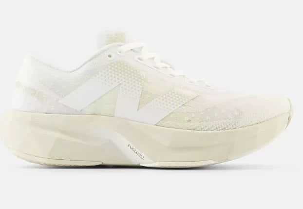 Women's New Balance Fuel Cell Rebel V4 (Clearance)