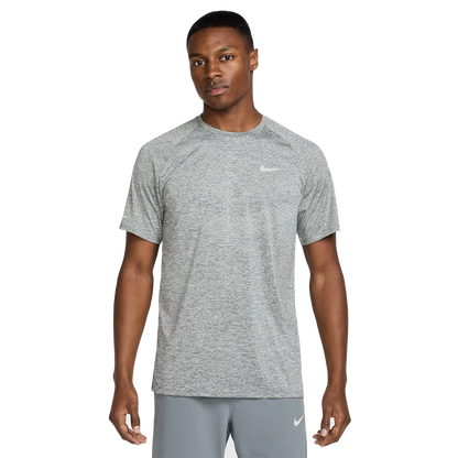 Nike Stride Shortsleeve