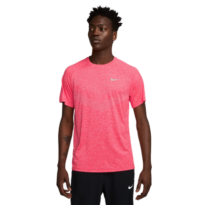 Nike Stride Shortsleeve